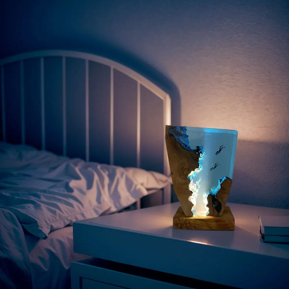 Deep Sea Diver Resin Table Lamp – Seabed Explorer™