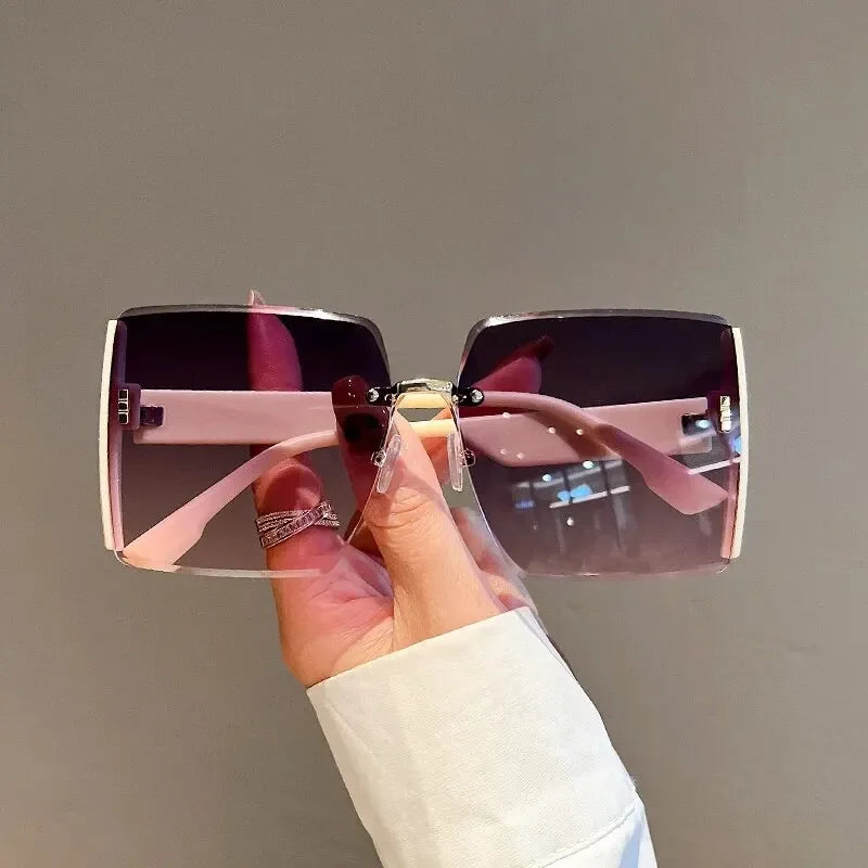 RetroGlam™ – Frameless Square Sunglasses