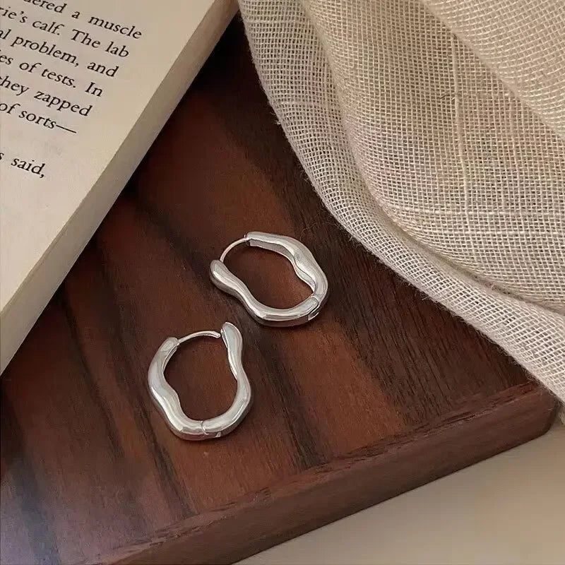 Irregular Metallic Hoops – Auria™