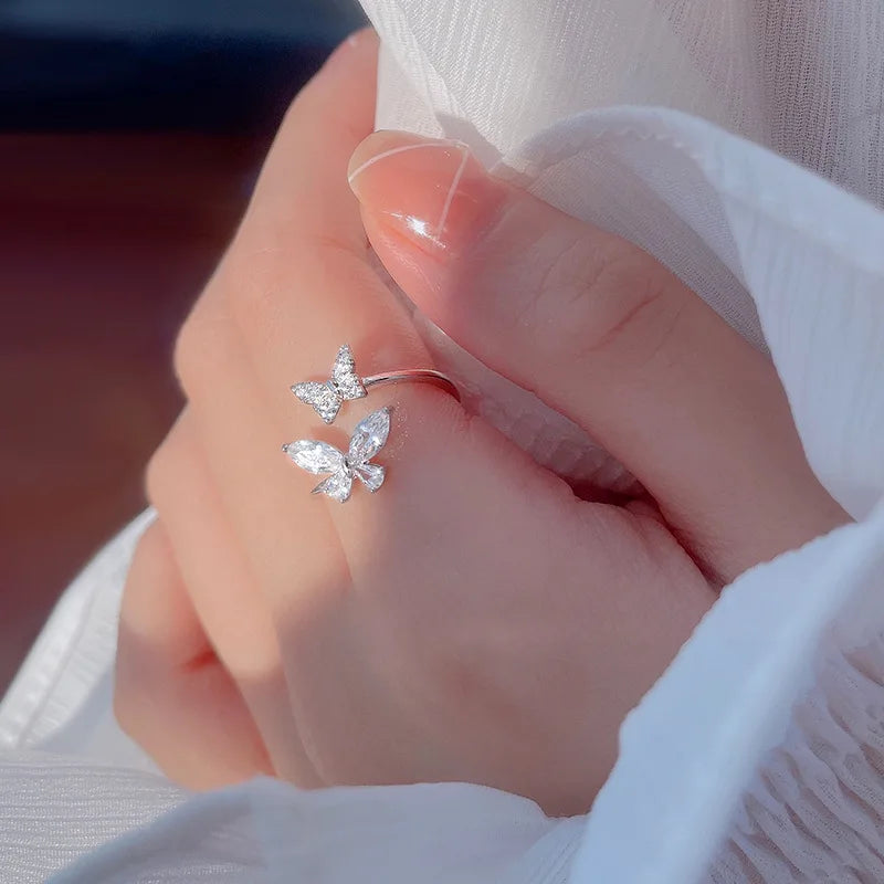 FlutterGleam™ – Sterling Silver Butterfly Ring
