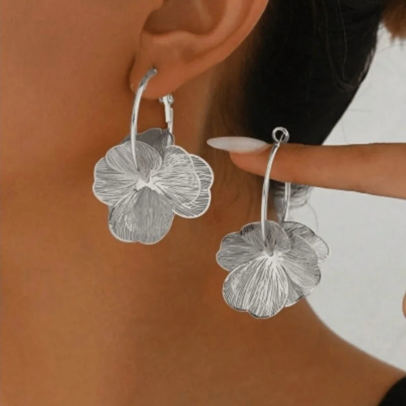 Vintage Bloom Hoops – Eloria™