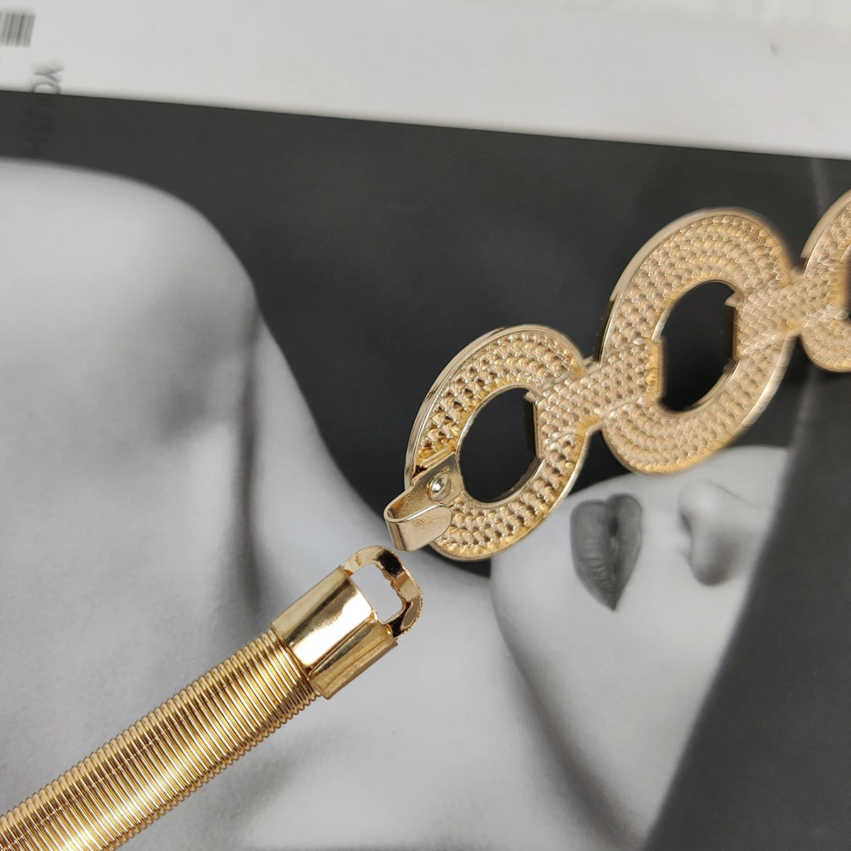 Elastic Rhinestone Chain Belt – GlimmerGold™