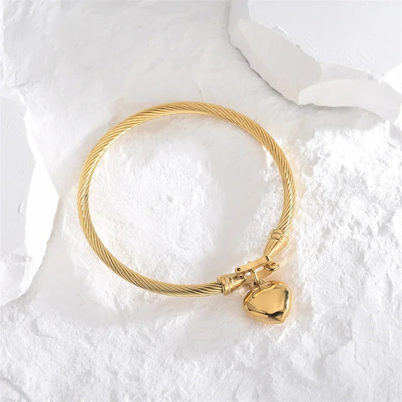 HeartBond™ – Gold Charm Bangle